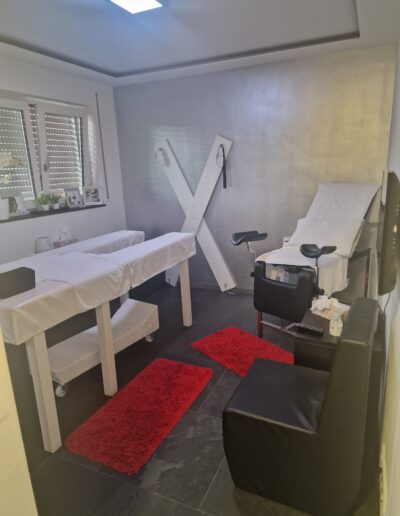 Jasmin Tantramassage Ulm – Fetischraum 4